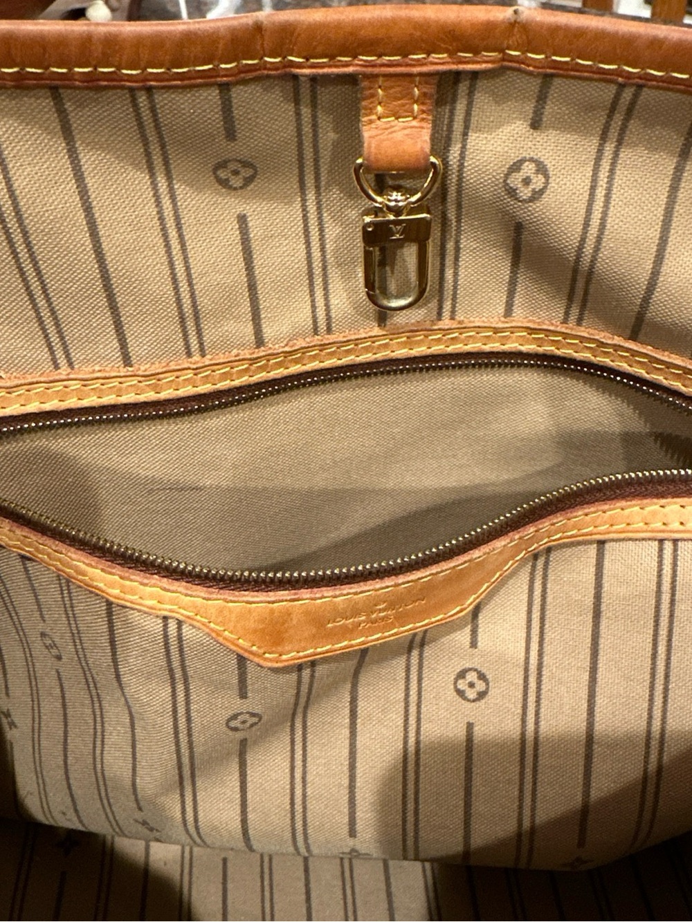Louis Vuitton Monogram Canvas Shoulder Bag — Brown & Tan - Picture 13 of 14